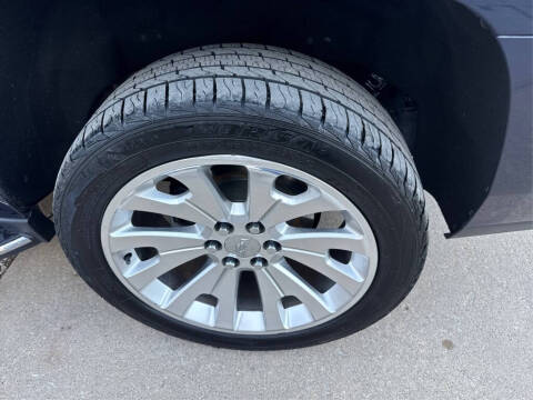 2019 Cadillac Escalade Luxury