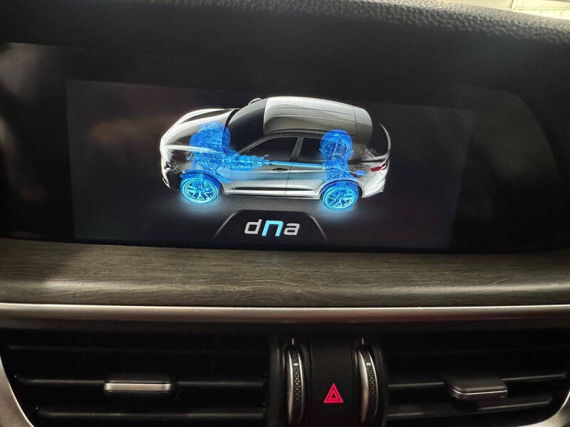 2018 Alfa Romeo Stelvio Ti