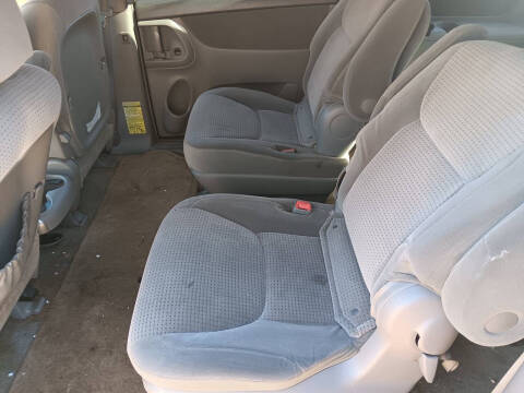 2006 Toyota Sienna CE 7 Passenger