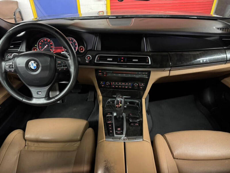 2015 BMW 7 Series