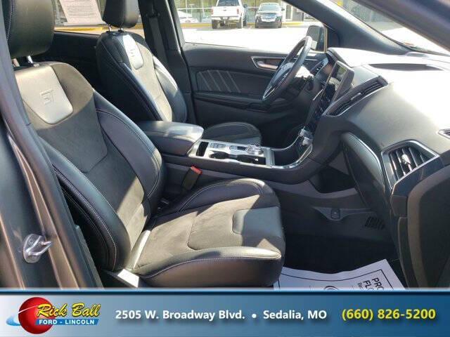2024 Ford Edge ST