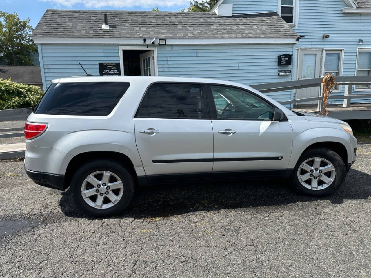 2009 Saturn Outlook for sale at KJ's Used Auto Sales in Pittsfield, MA