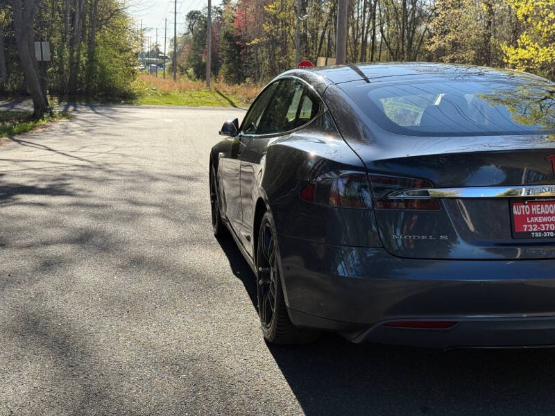 2015 Tesla Model S 70D