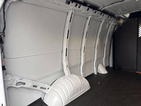 2025 GMC Savana 2500