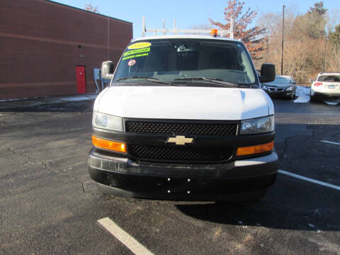 2022 Chevrolet Express 2500