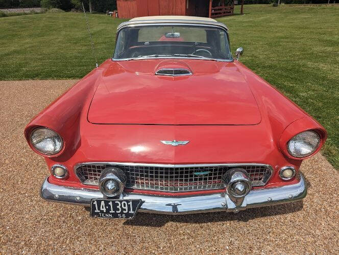 1956 Ford Thunderbird