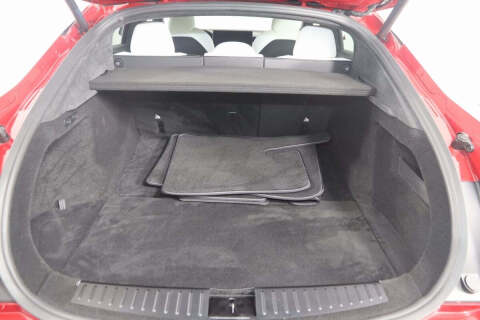 2022 Tesla Model S Plaid