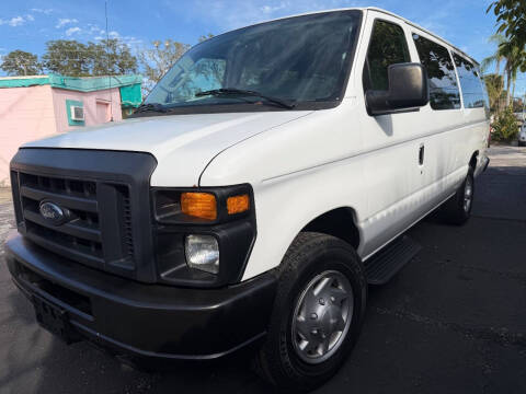 2013 Ford E-Series E-350 SD XL