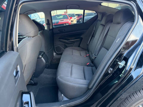 2023 Nissan Altima 2.5 SV