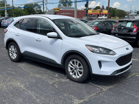 2020 Ford Escape SE