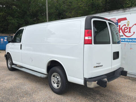 2024 Chevrolet Express 2500