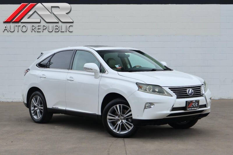 2015 Lexus RX 450h's photo