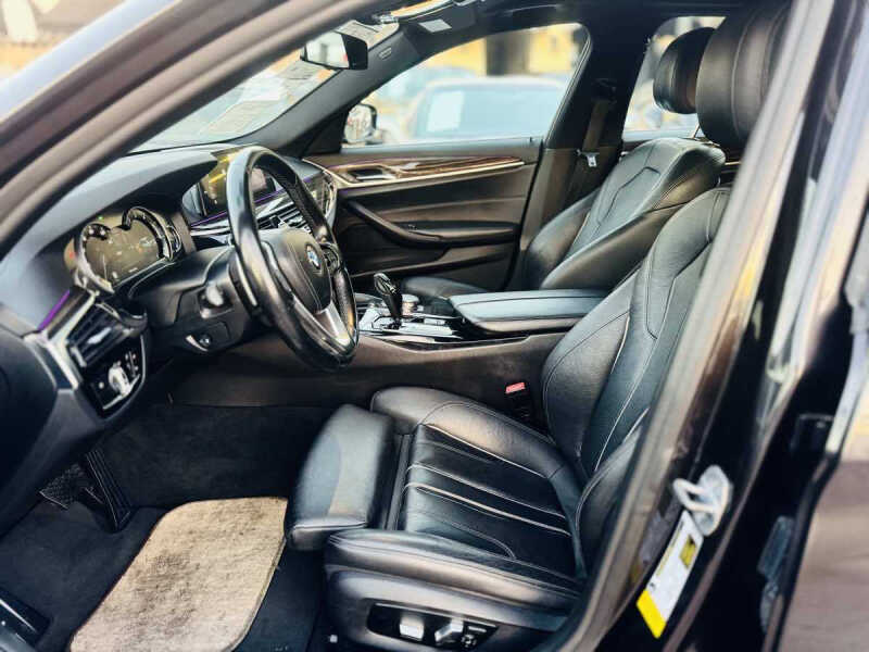 2018 BMW 5 Series 530i