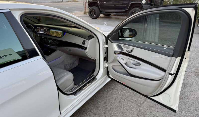 2015 Mercedes-Benz S-Class S 550