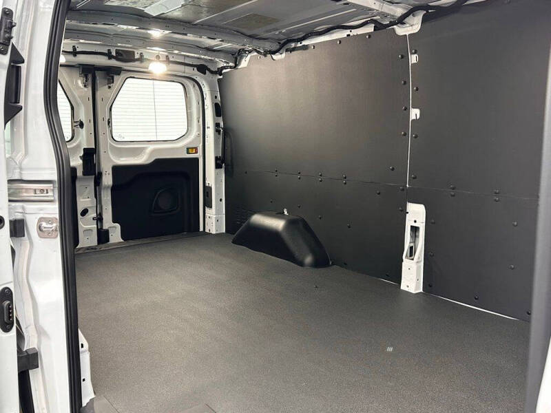 2025 Ford Transit