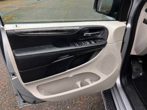 2016 Dodge Grand Caravan SE