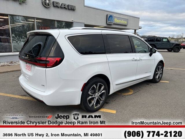 2026 Chrysler Pacifica Pinnacle