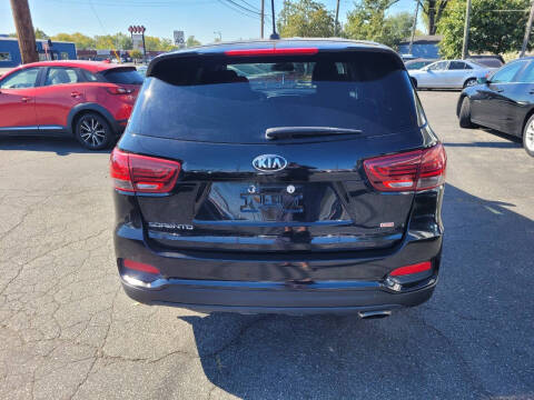 2019 Kia Sorento LX