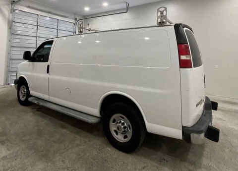 2016 GMC Savana 2500