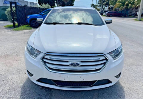 2018 Ford Taurus Limited