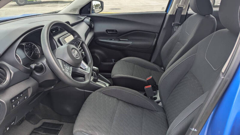 2021 Nissan Kicks S