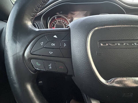 2015 Dodge Challenger SXT