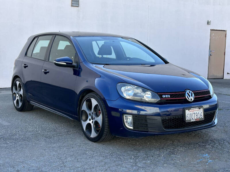 2012 Volkswagen GTI Base PZEV