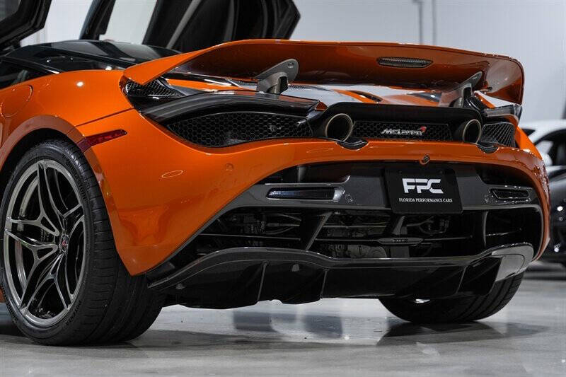 2018 McLaren 720S Luxury