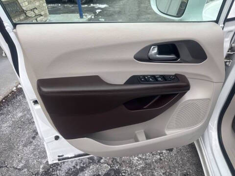 2018 Chrysler Pacifica Touring Plus