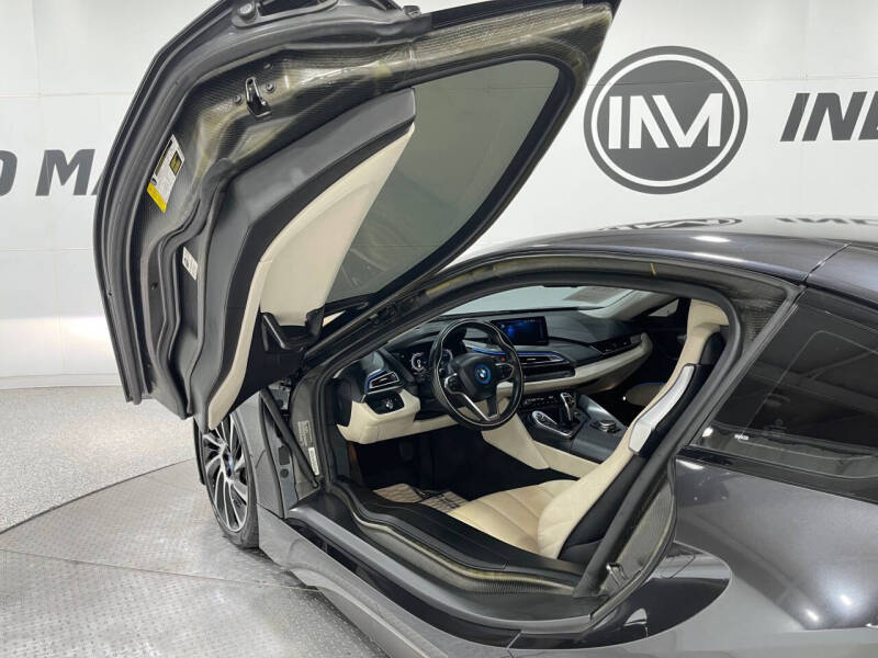 2015 BMW i8