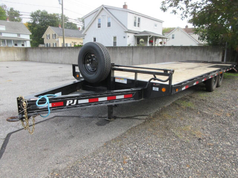2022 PJ F8242 DECKOVER for sale at ABC AUTO LLC in Willimantic CT