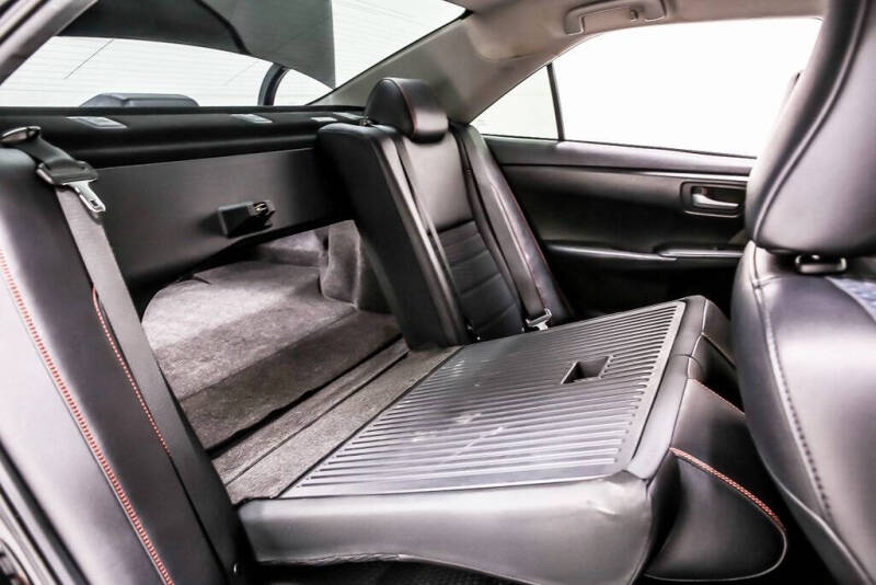 2015 Toyota Camry SE