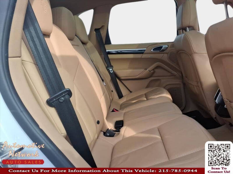2014 Porsche Cayenne Platinum