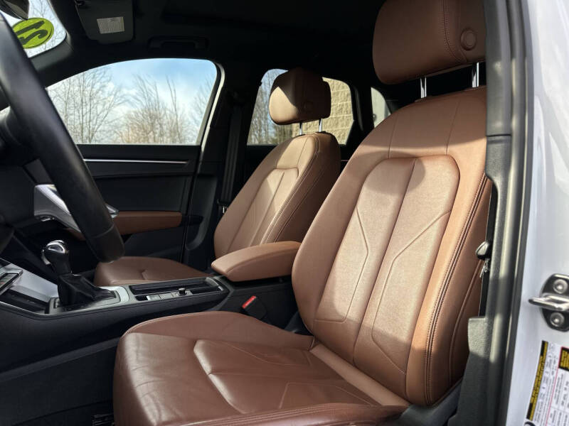 2021 Audi Q3 quattro S line Prem Plus 45 TFSI