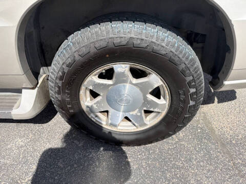2005 Cadillac Escalade