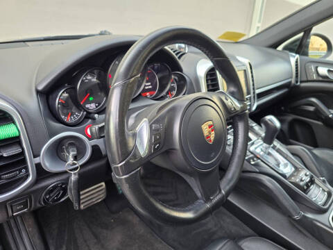 2013 Porsche Cayenne S