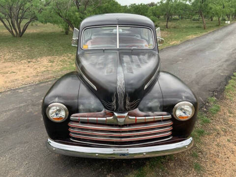 1946 Ford Deluxe