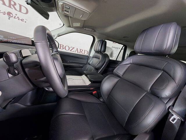 2026 Lincoln Navigator L Premiere