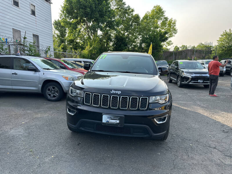 2017 Jeep Grand Cherokee for sale at 77 Auto Mall in Newark NJ