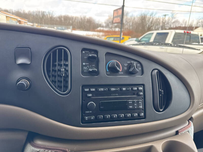 2003 Ford E-Series E-150