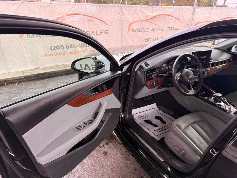 2021 Audi A4 quattro Premium 40 TFSI