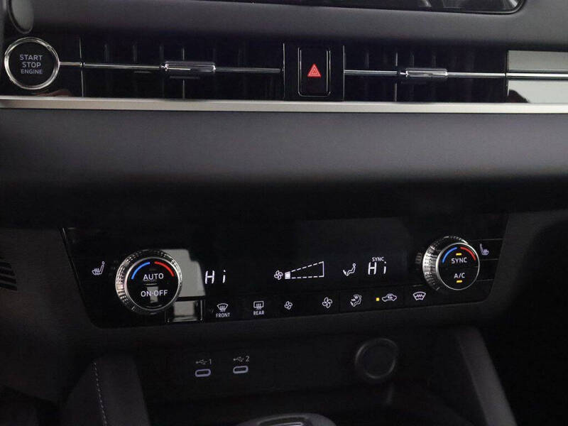 2026 Mitsubishi Outlander ES