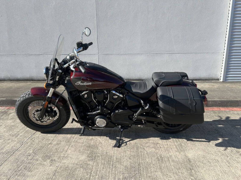 2025 Indian Super Scout Maroon Metal