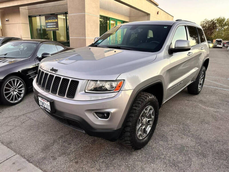 2014 Jeep Grand Cherokee Laredo photo 3