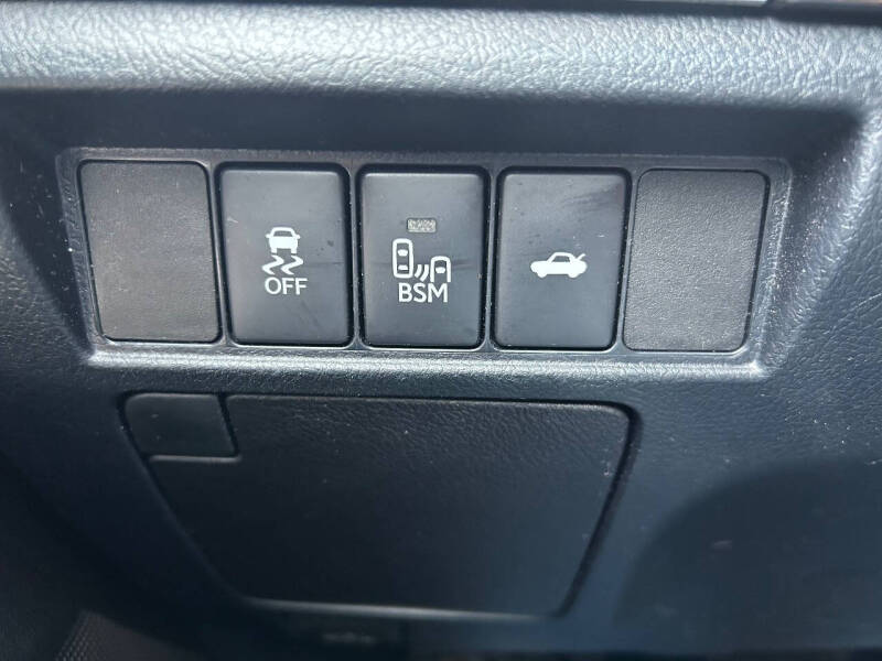 2016 Toyota Avalon XLE