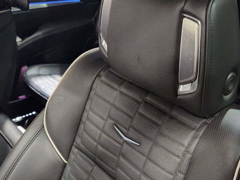 2025 Cadillac Escalade-V