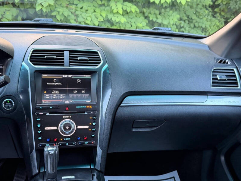 2016 Ford Explorer Sport