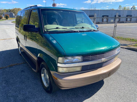 2000 Chevrolet Astro LS