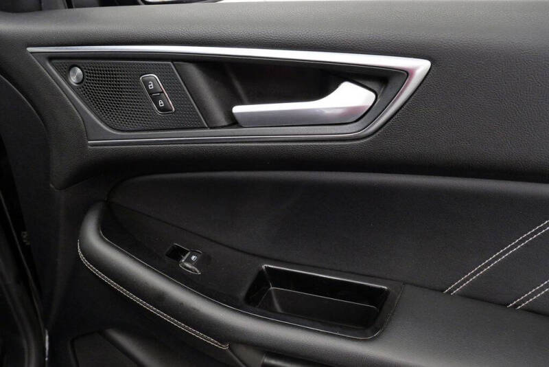2019 Ford Edge ST