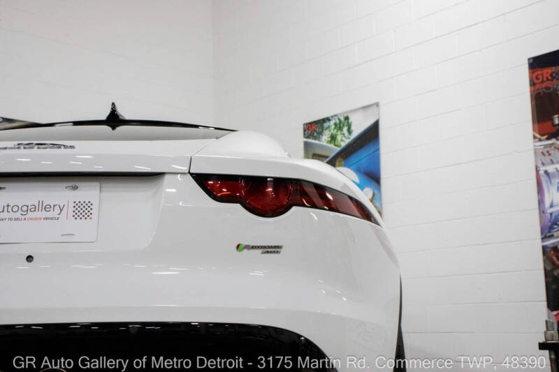2018 Jaguar F-TYPE R-Dynamic